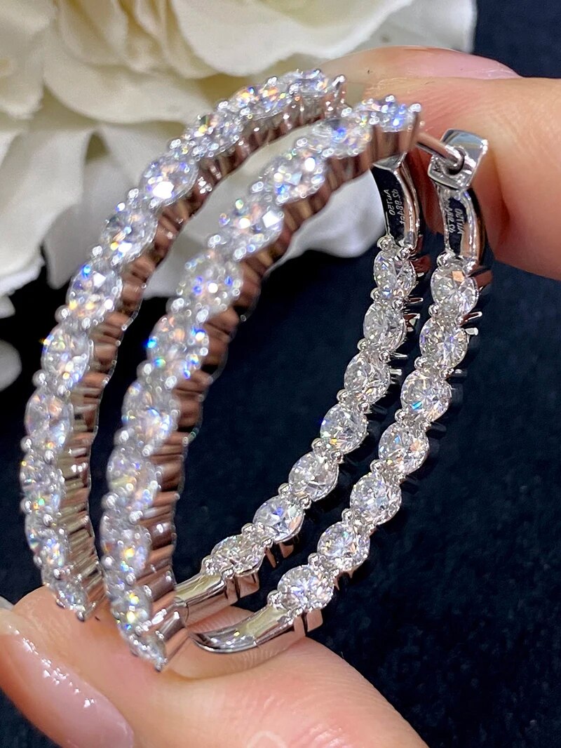 LUOWEND 18K White Gold Earrings Luxury Real Natural Diamond Fashion Drawstring Drill Shape Wedding Jewelry for Women Engagement