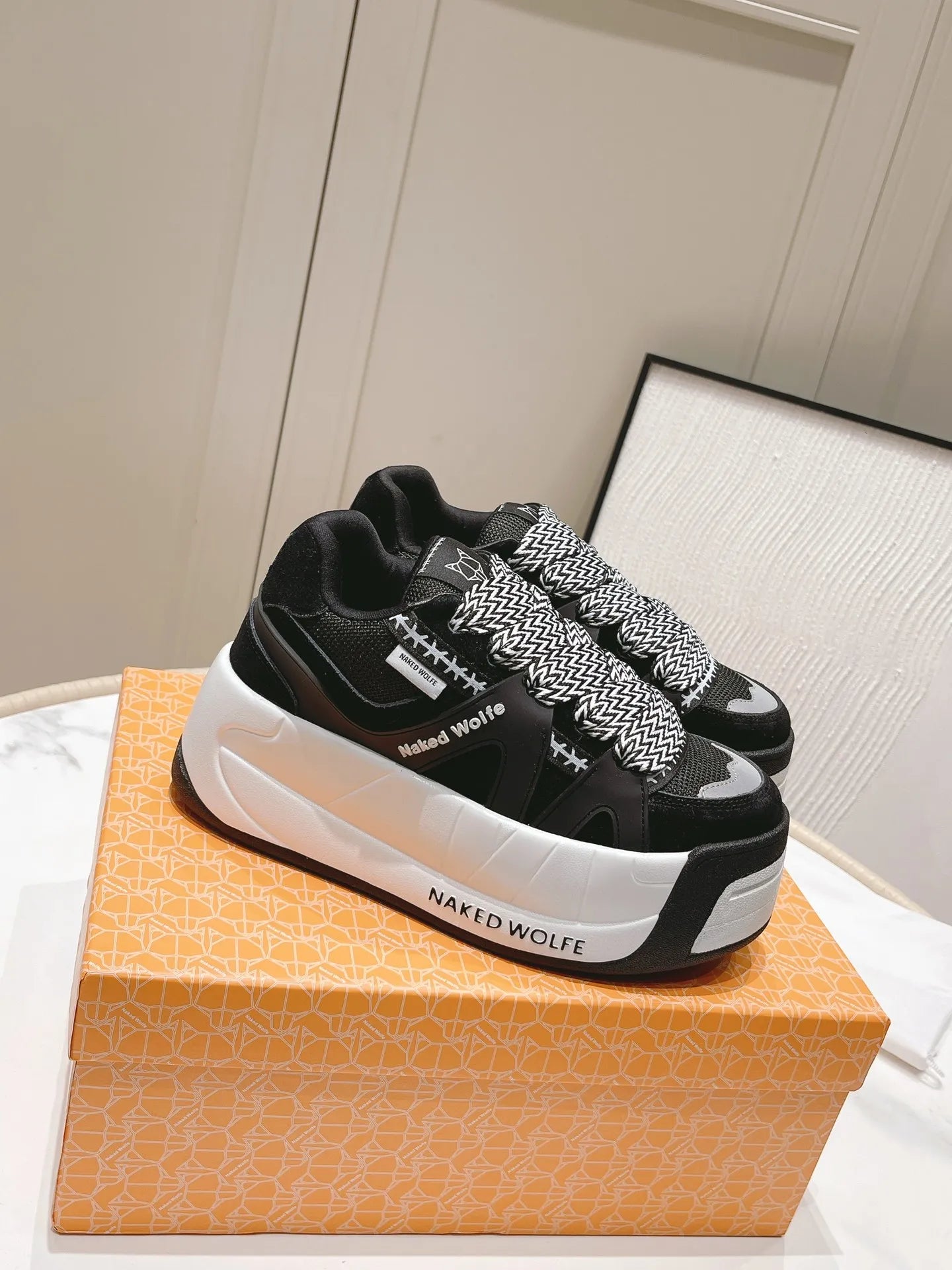 Fashion Naked Shoes Wolfe Slide Platform Sneakers Black