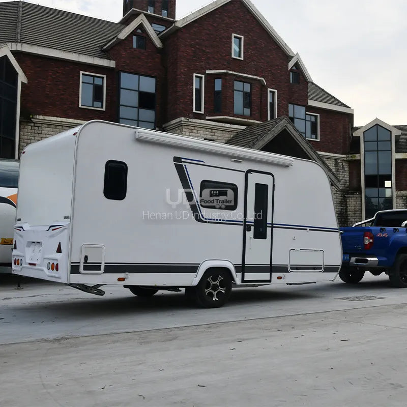 Hot Sale Camper Trailer Caravan Camper For Family Luxury Rv Caravan Motor Homes Off Road Mobile House Travel Trailer