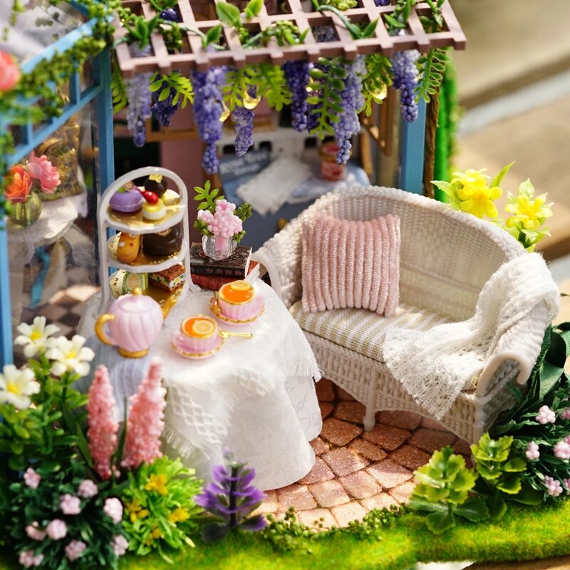CUTEBEE DIY Dollhouse Wooden Doll Houses Miniature Dollhouse Kit Furniture Casa Music Led Toys for Children Birthday Gift