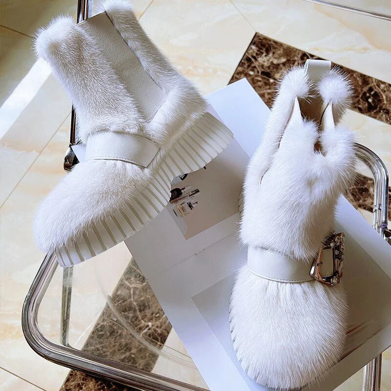 Stylish British Style Platform Ankle Boots Luxury Mink Fur Trend Snow Boots Exquisite Diamond Buckle Solid Color Fur Sneakers
