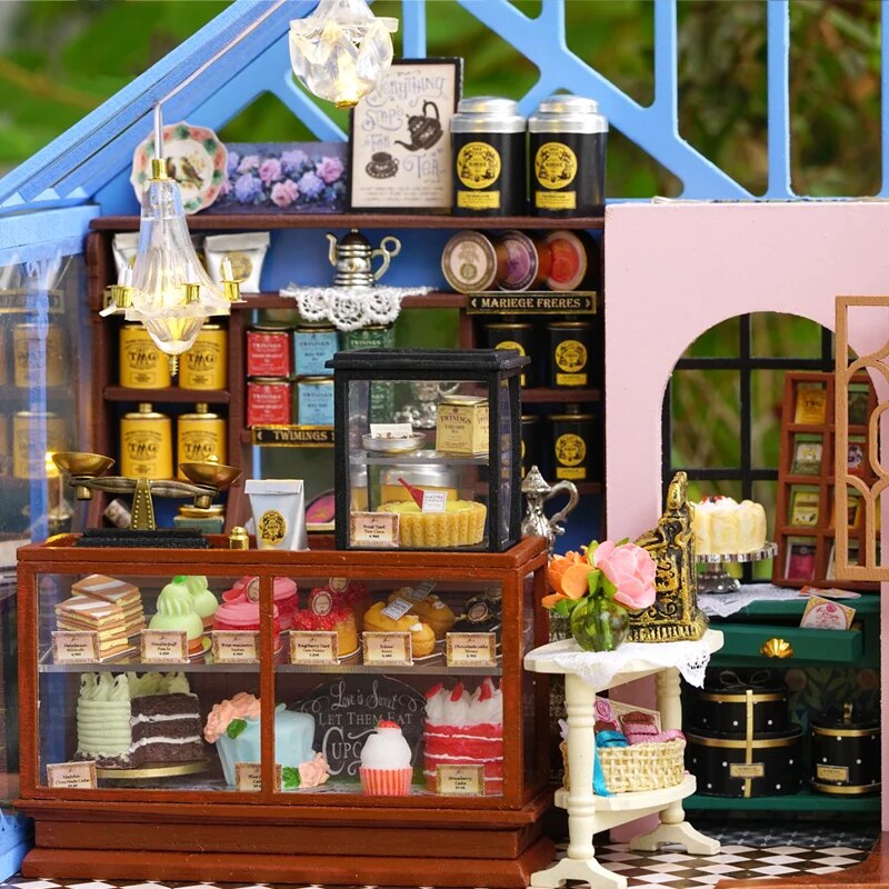 CUTEBEE DIY Dollhouse Wooden Doll Houses Miniature Dollhouse Kit Furniture Casa Music Led Toys for Children Birthday Gift