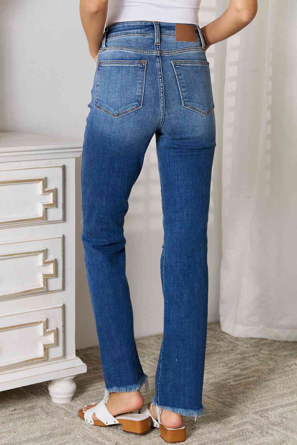 Judy Blue Full Size Distressed Raw Hem Jeans - KAISERINC