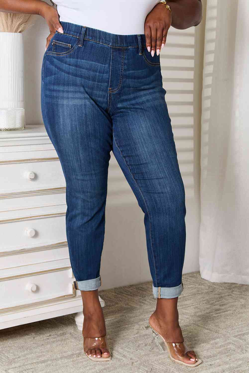 Judy Blue Full Size Skinny Cropped Jeans - KAISERINC