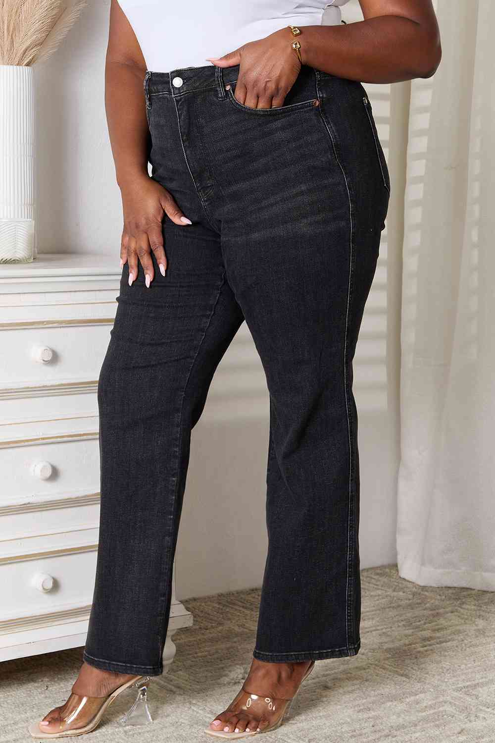 Judy Blue Tummy Control Washed Black Straight - KAISERINC