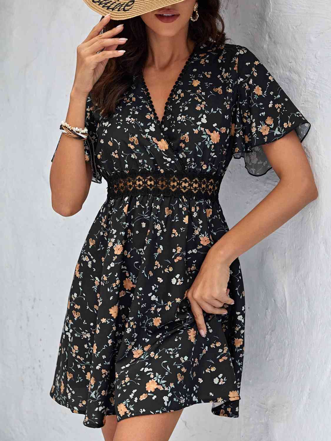 V Neck Flare Sleeve Floral Mini Dress - KAISERINC