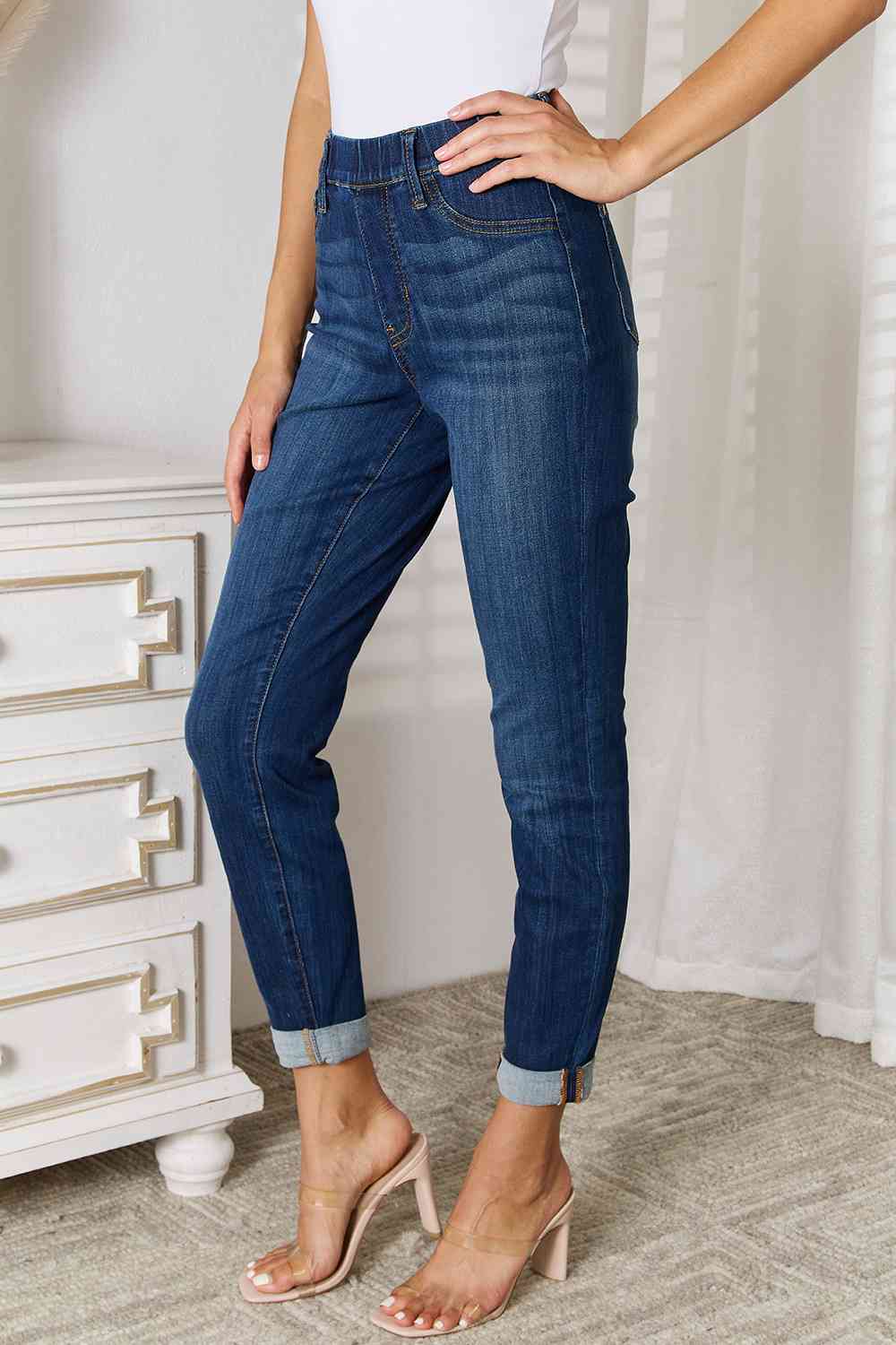 Judy Blue Full Size Skinny Cropped Jeans - KAISERINC