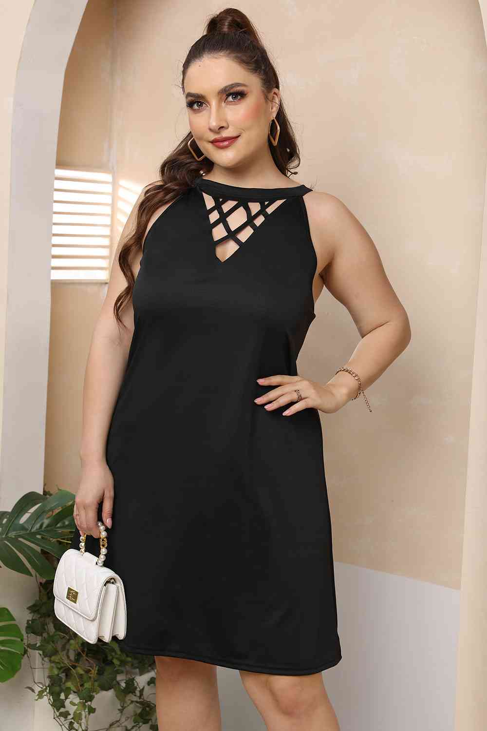 Plus Size Cutout Round Neck Sleeveless Dress - KAISERINC